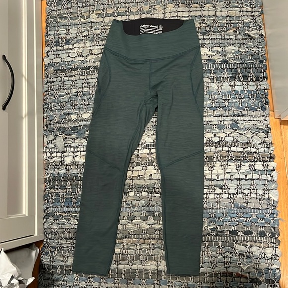 Outdoor voices 7/8 warmup legging - Picture 1 of 3